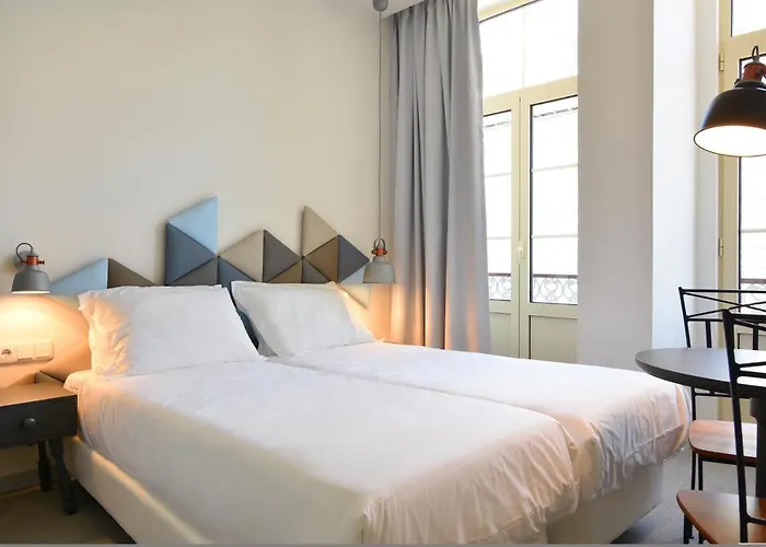 Caçarola Dois - Local 4* Figueira da Foz